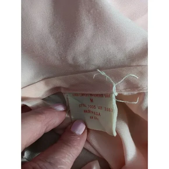 Vintage Pink Housecoat Made in the USA size Medium - Picture 4 of 4